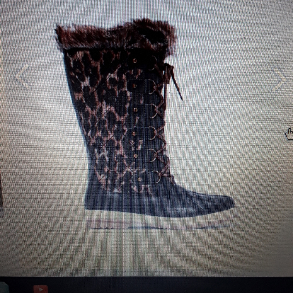 Boots with tags